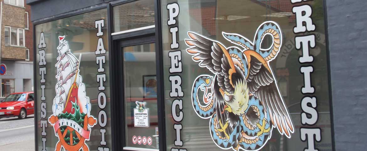 velkommen til Artistic Tattooing